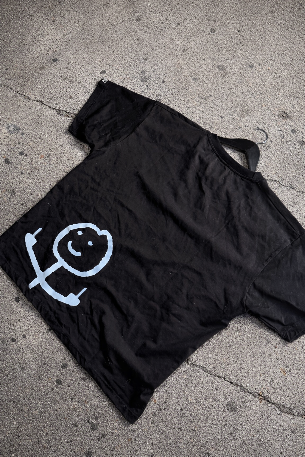 LOSER - Black