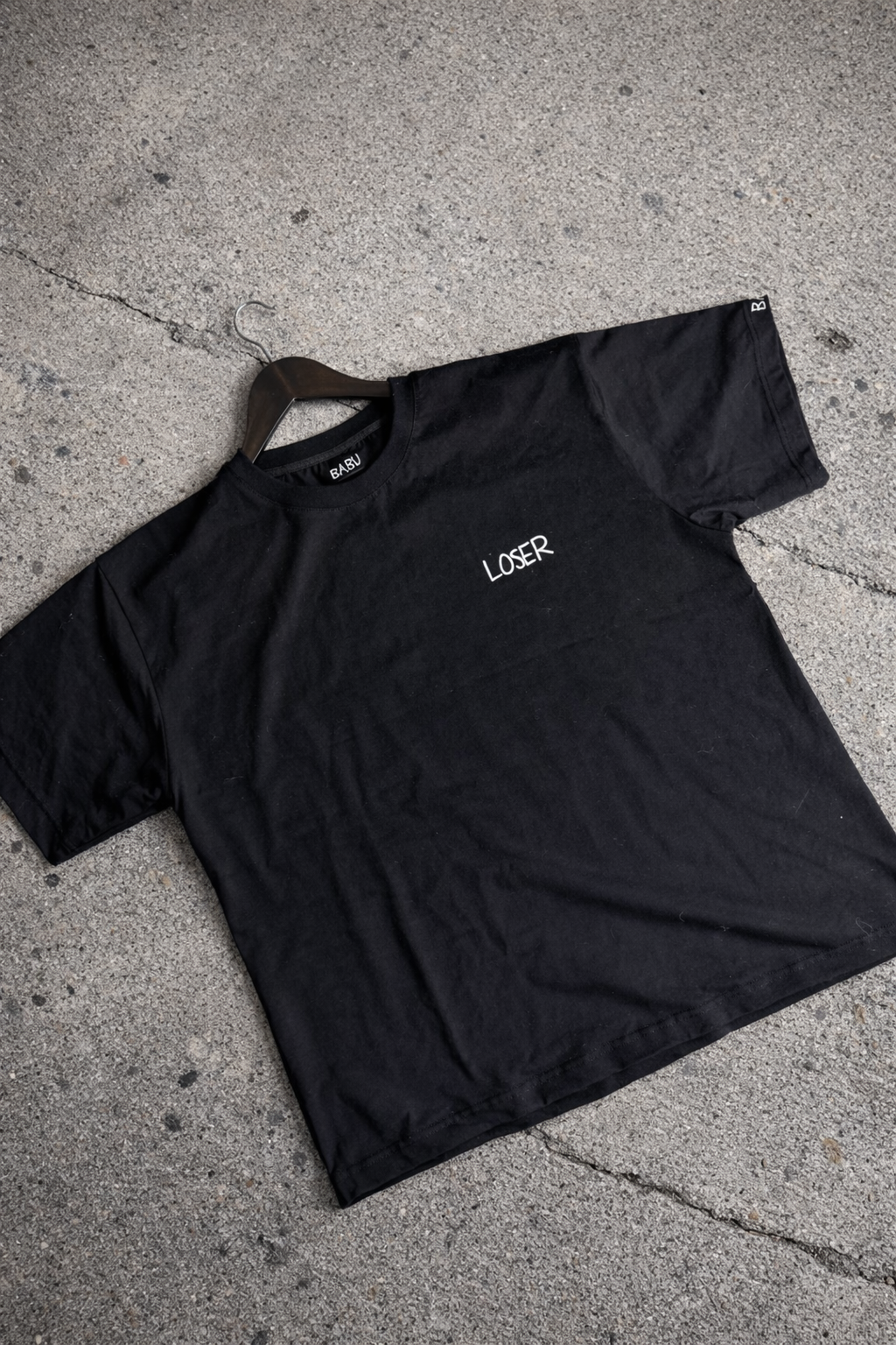 LOSER - Black